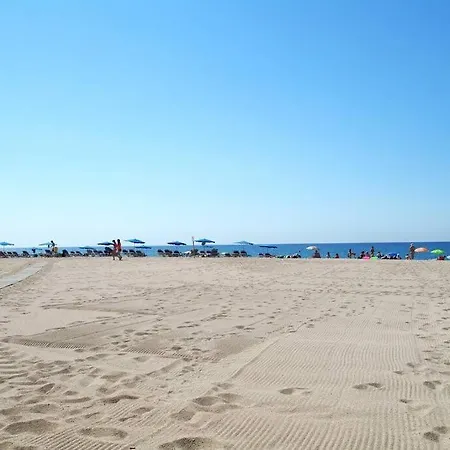 Playa 5 Min, Terraza, Ac, Wifi, Parking Calella
